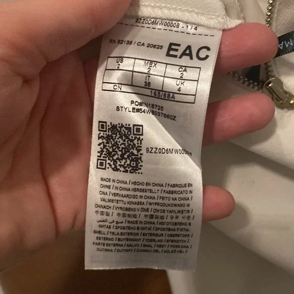 Gorgeous Ivory ***Marciano*** Formal Jump Suit Size 2 As Good As New!!! - Picture 11 of 12